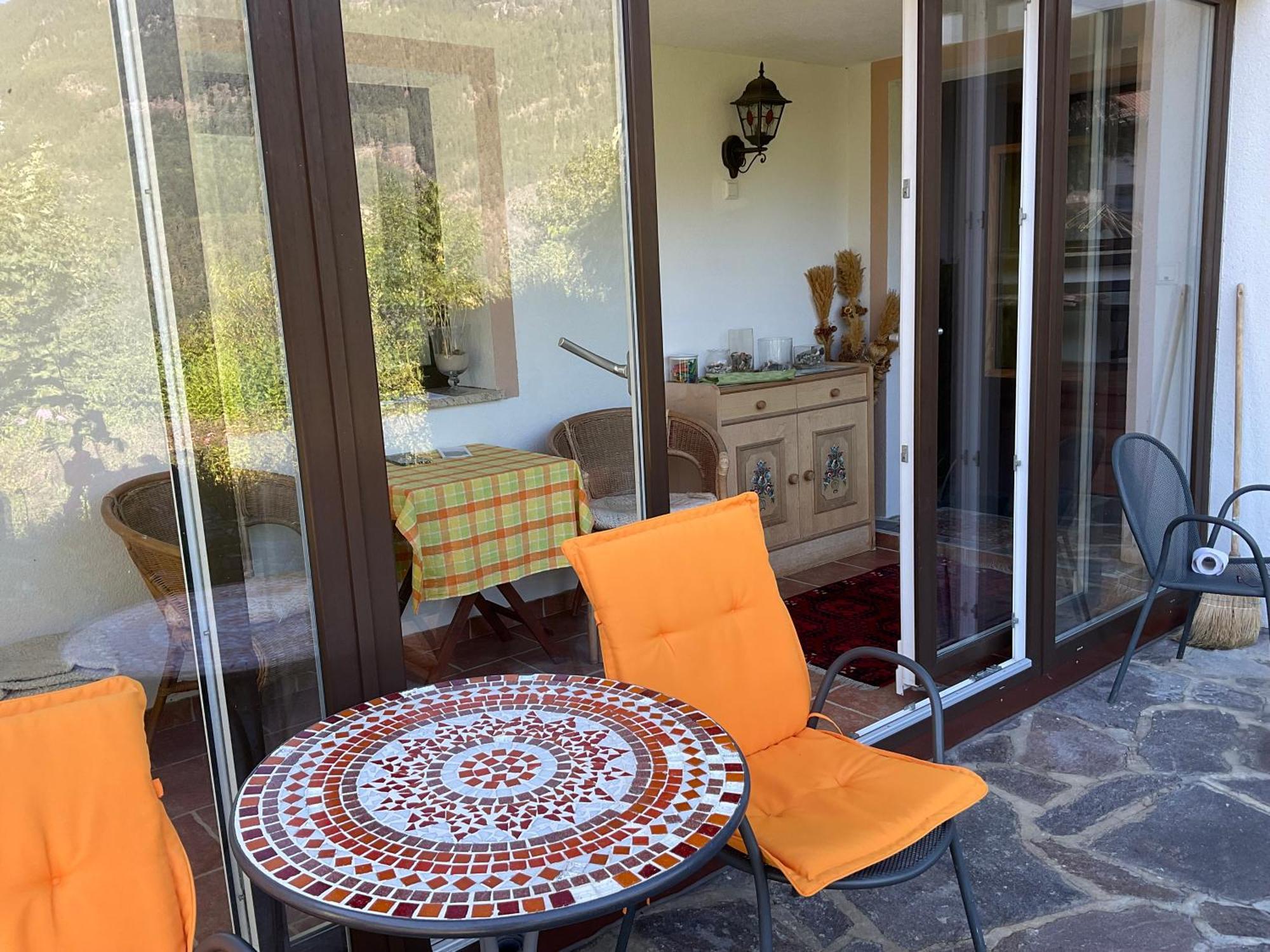 Double Room With A Kitchenette And Private Bathroom In A Beautiful Surrounding Sautens Zewnętrze zdjęcie